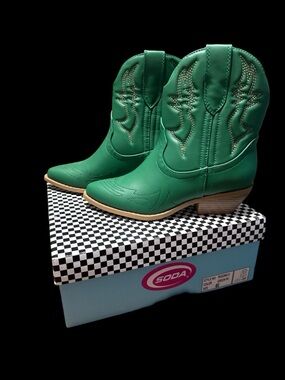 Soda Emerald Green Cowgirl Ankle Boots